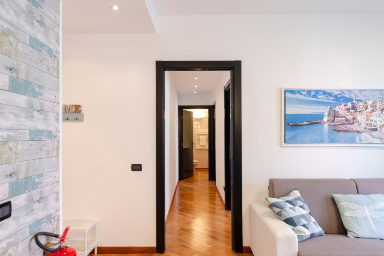 Dock Of The Bay Genova, Stylish In The Heart Of With Air Conditioning, Private Free Garage, Harbour View Appartement Gênes