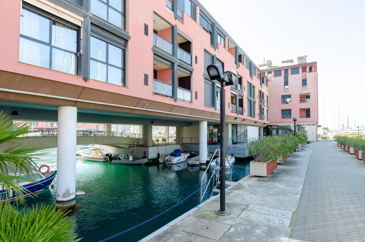 Dock Of The Bay Genova, Stylish In The Heart Of With Air Conditioning, Private Free Garage, Harbour View Appartement *